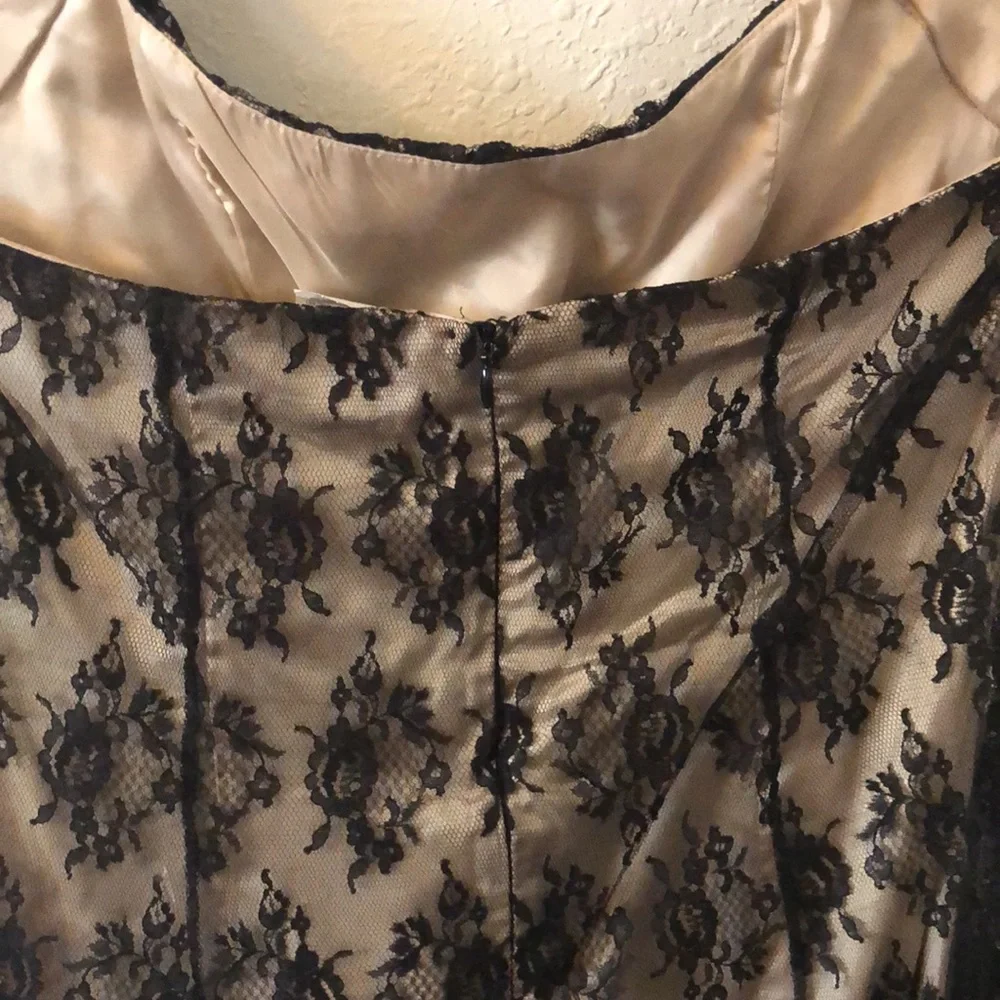 Zum Zum by Niki Livas, Champagne and Black Lace Halter Dress with Tulle Bottom. - Picture 4 of 6